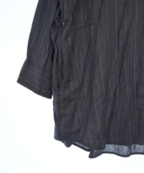 Dulcamara เสื้อลำลอง