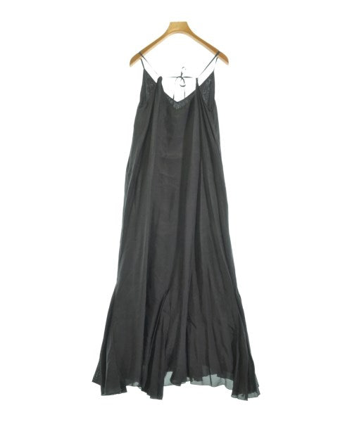 Lisiere ชุดเดรส