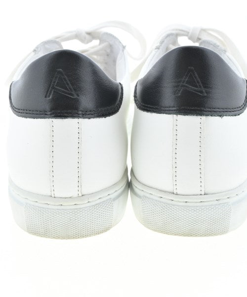 Amb รองเท้าผ้าใบ