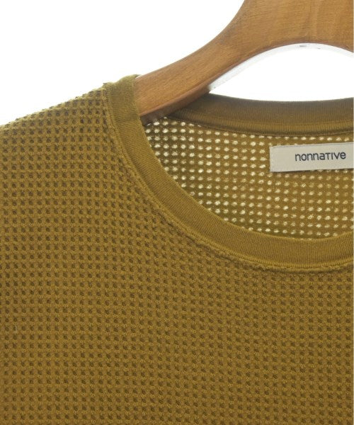 nonnative เสื้อยืด/เสื้อท็อปส์