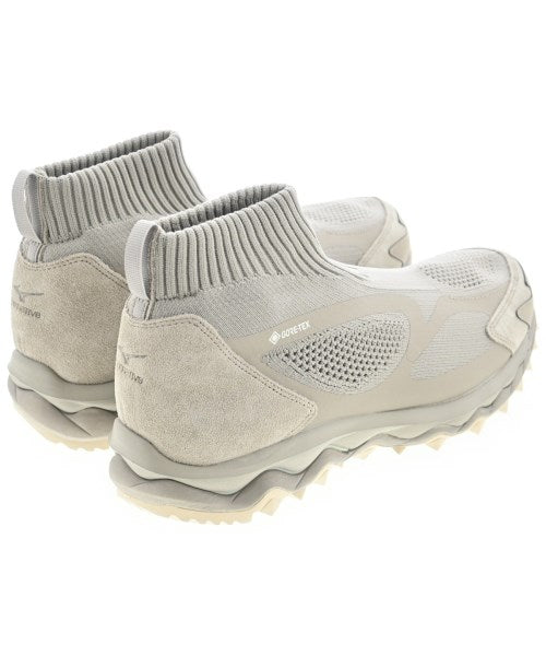 nonnative รองเท้าผ้าใบ