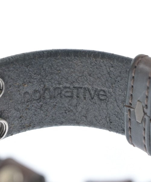 nonnative สร้อยข้อมือ/กำไล