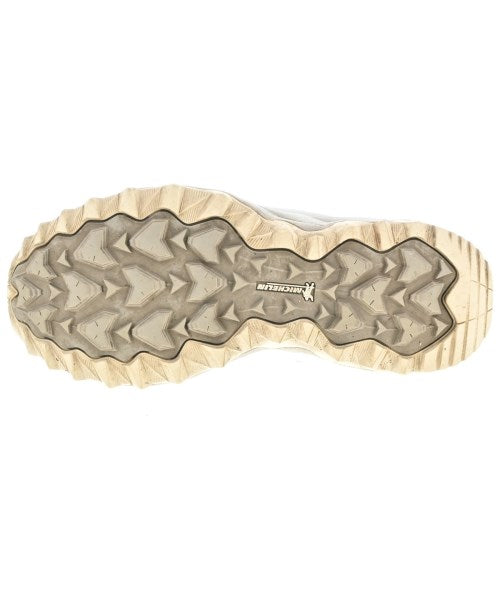 nonnative รองเท้าผ้าใบ