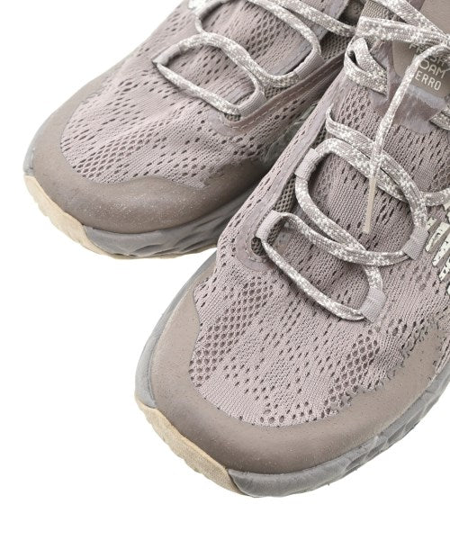 nonnative รองเท้าผ้าใบ