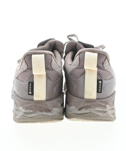 nonnative รองเท้าผ้าใบ