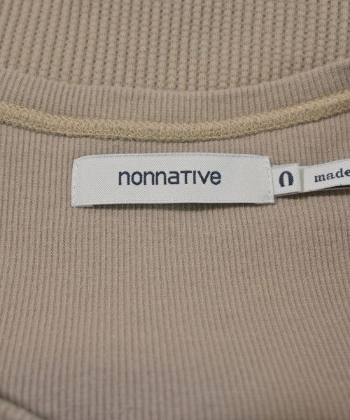 nonnative เสื้อยืด/เสื้อท็อปส์