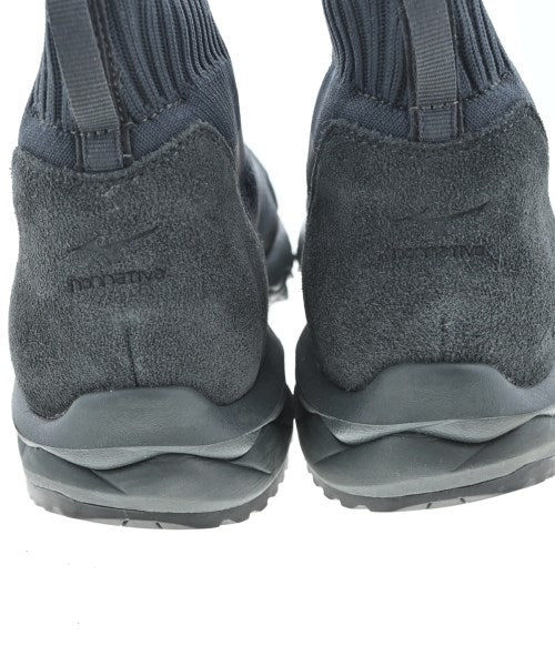 nonnative รองเท้าผ้าใบ