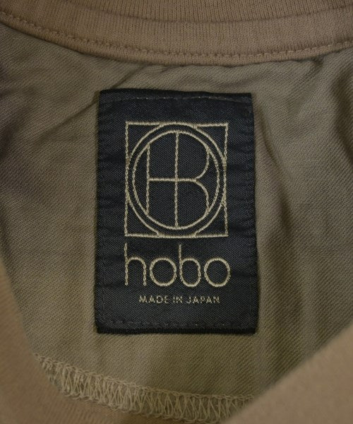 hobo เสื้อยืด/เสื้อท็อปส์