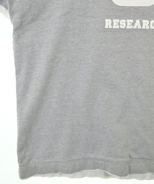 GENERAL RESEARCH เสื้อยืด/เสื้อท็อปส์