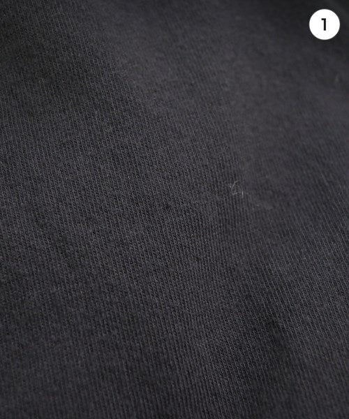 UNUSED เสื้อยืด/เสื้อท็อปส์