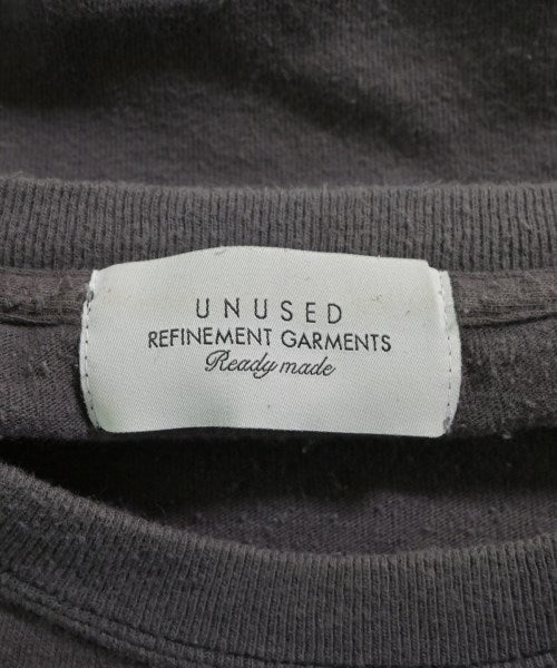 UNUSED เสื้อยืด/เสื้อท็อปส์