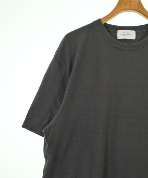 UNUSED เสื้อยืด/เสื้อท็อปส์