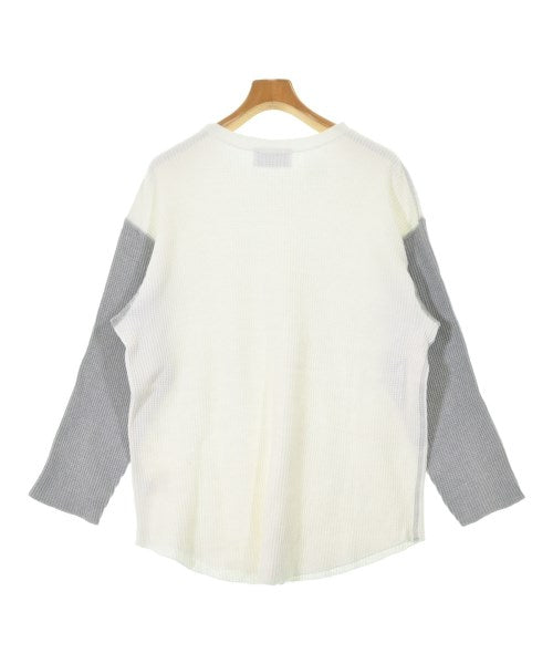 UNUSED เสื้อยืด/เสื้อท็อปส์