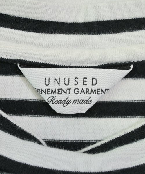 UNUSED เสื้อยืด/เสื้อท็อปส์