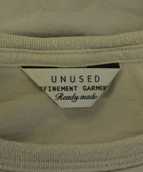 UNUSED เสื้อยืด/เสื้อท็อปส์