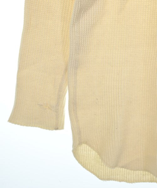 UNUSED เสื้อยืด/เสื้อท็อปส์