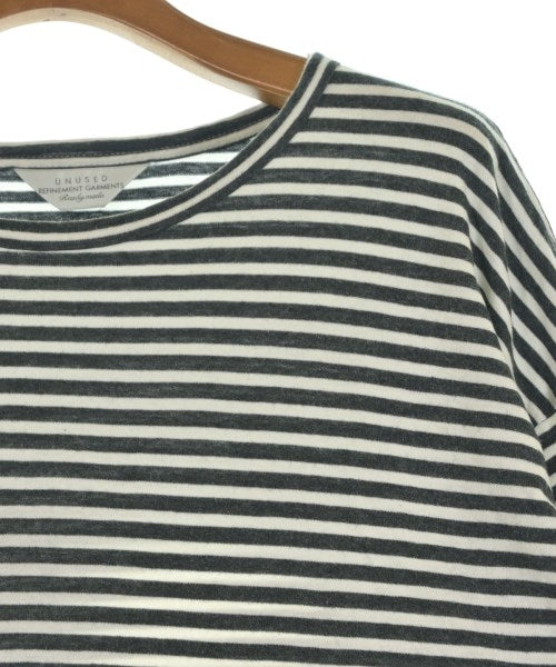 UNUSED เสื้อยืด/เสื้อท็อปส์