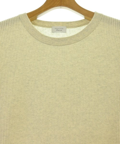 UNUSED เสื้อยืด/เสื้อท็อปส์