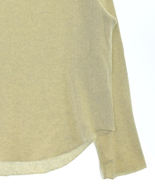 UNUSED เสื้อยืด/เสื้อท็อปส์