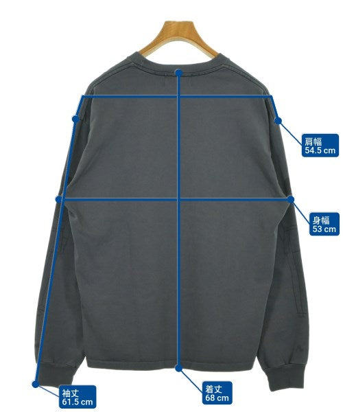 UNUSED เสื้อยืด/เสื้อท็อปส์