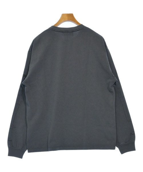 UNUSED เสื้อยืด/เสื้อท็อปส์