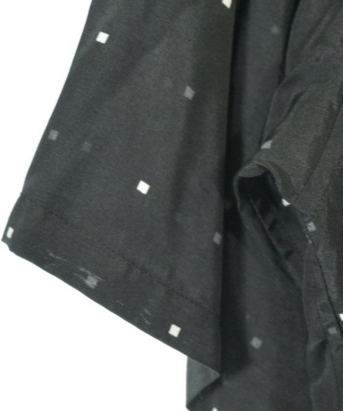 UNUSED เสื้อลำลอง