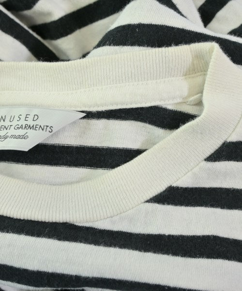 UNUSED เสื้อยืด/เสื้อท็อปส์