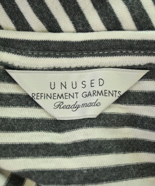 UNUSED เสื้อยืด/เสื้อท็อปส์