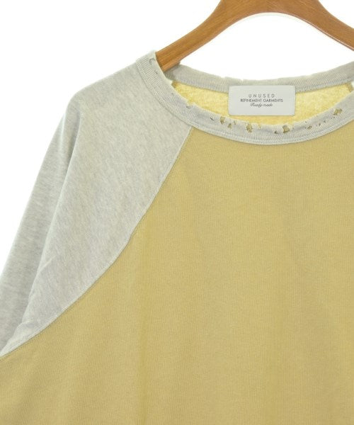 UNUSED เสื้อยืด/เสื้อท็อปส์