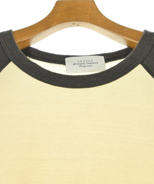 UNUSED เสื้อยืด/เสื้อท็อปส์