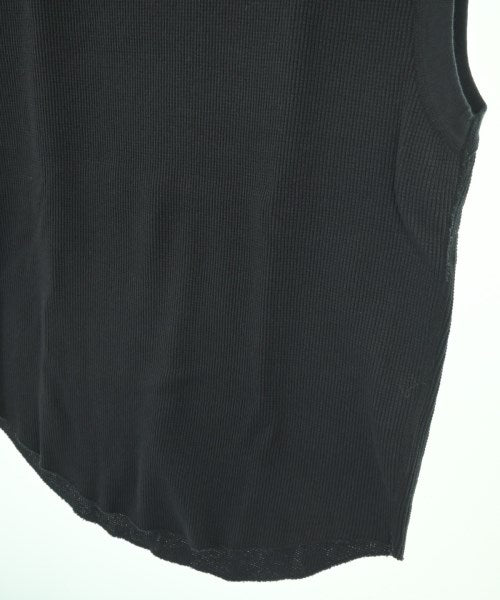 UNUSED เสื้อยืด/เสื้อท็อปส์