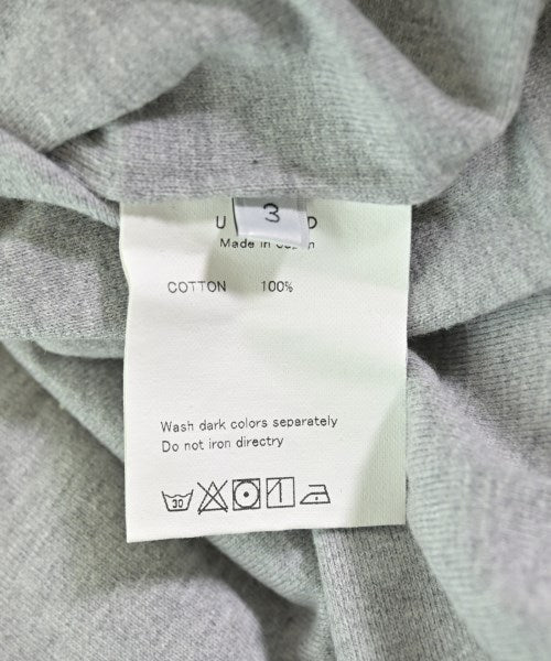 UNUSED เสื้อยืด/เสื้อท็อปส์