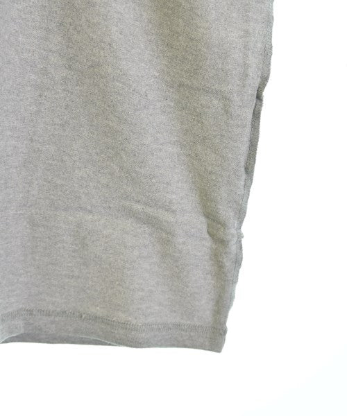 UNUSED เสื้อยืด/เสื้อท็อปส์