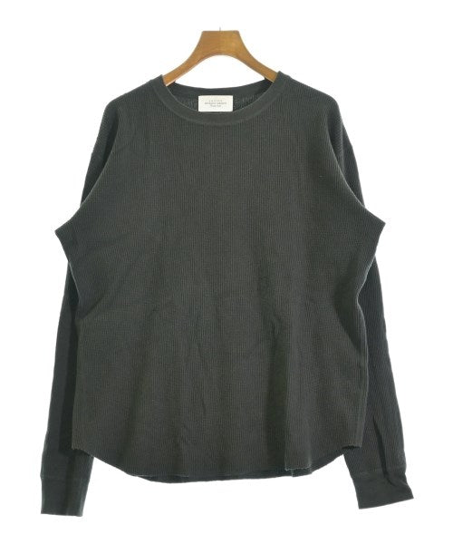 UNUSED เสื้อยืด/เสื้อท็อปส์