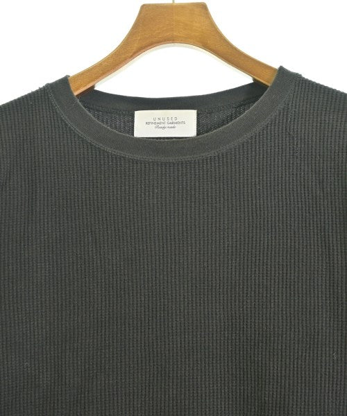UNUSED เสื้อยืด/เสื้อท็อปส์