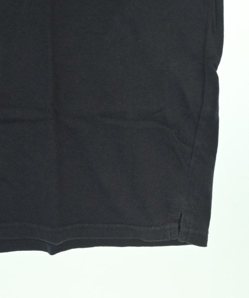 UNUSED เสื้อยืด/เสื้อท็อปส์