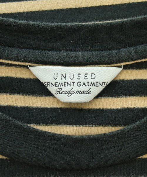 UNUSED เสื้อยืด/เสื้อท็อปส์