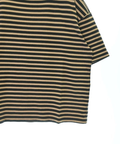 UNUSED เสื้อยืด/เสื้อท็อปส์
