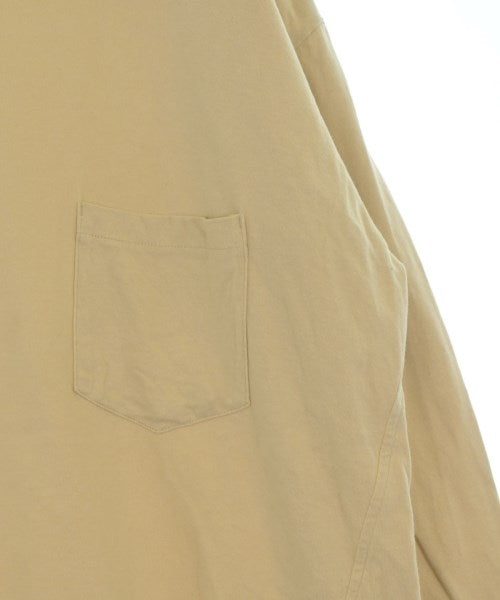 UNUSED เสื้อยืด/เสื้อท็อปส์