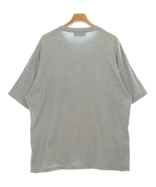 UNUSED เสื้อยืด/เสื้อท็อปส์