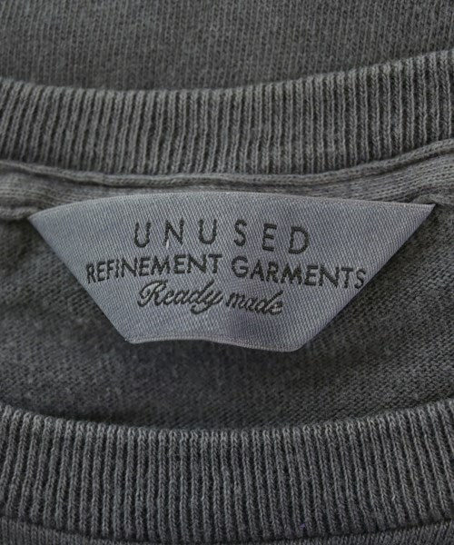 UNUSED เสื้อยืด/เสื้อท็อปส์