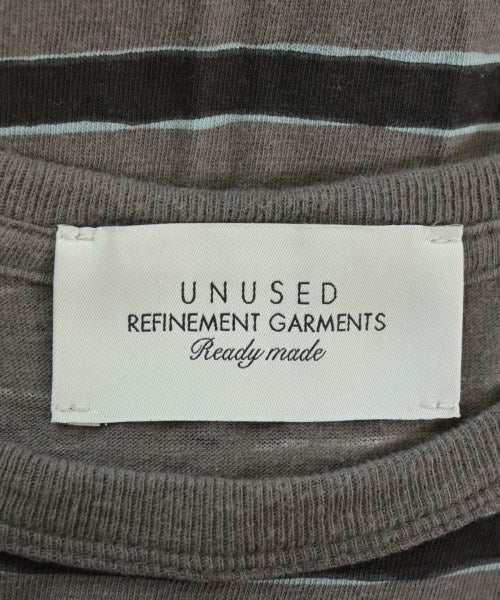 UNUSED เสื้อยืด/เสื้อท็อปส์