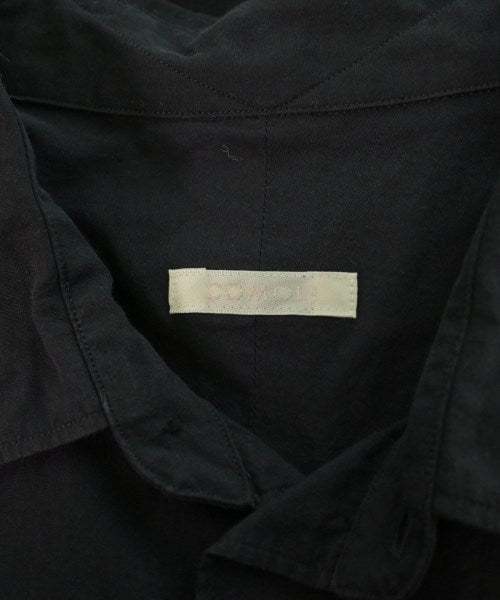 COMOLI เสื้อลำลอง