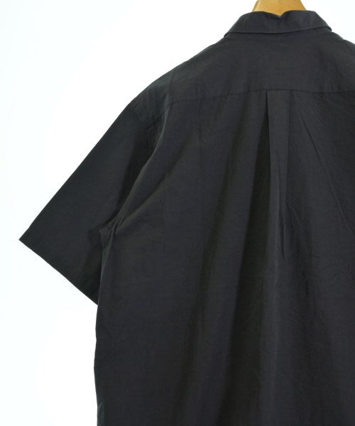 COMOLI เสื้อลำลอง