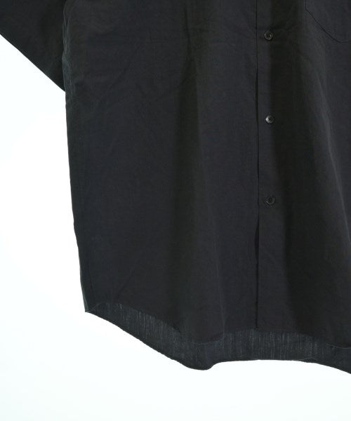 COMOLI เสื้อลำลอง
