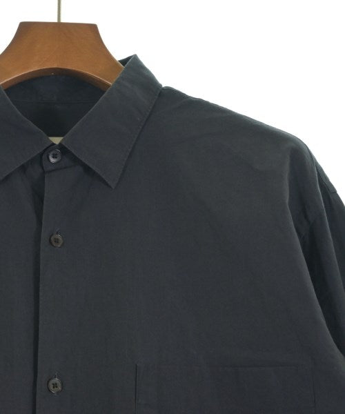 COMOLI เสื้อลำลอง