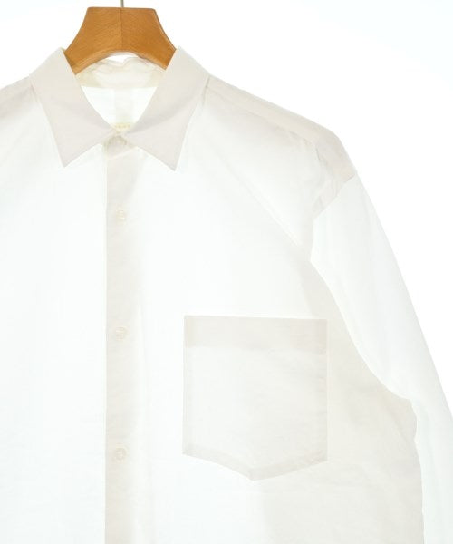 COMOLI เสื้อลำลอง