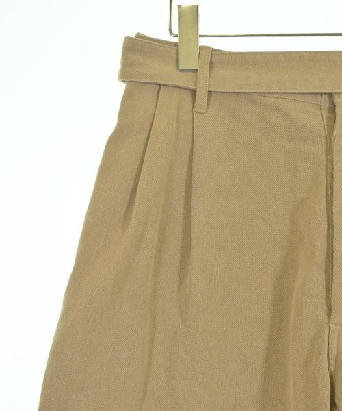 COMOLI กางเกงขาสั้น