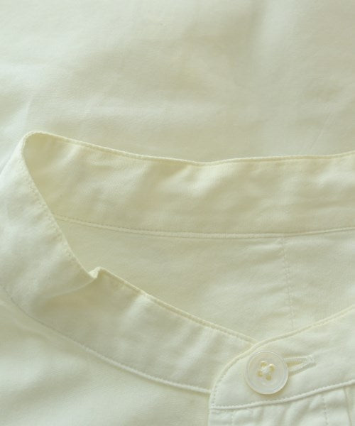 COMOLI เสื้อลำลอง