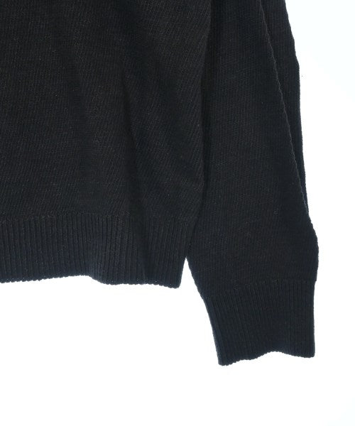 COMOLI เสื้อกันหนาว